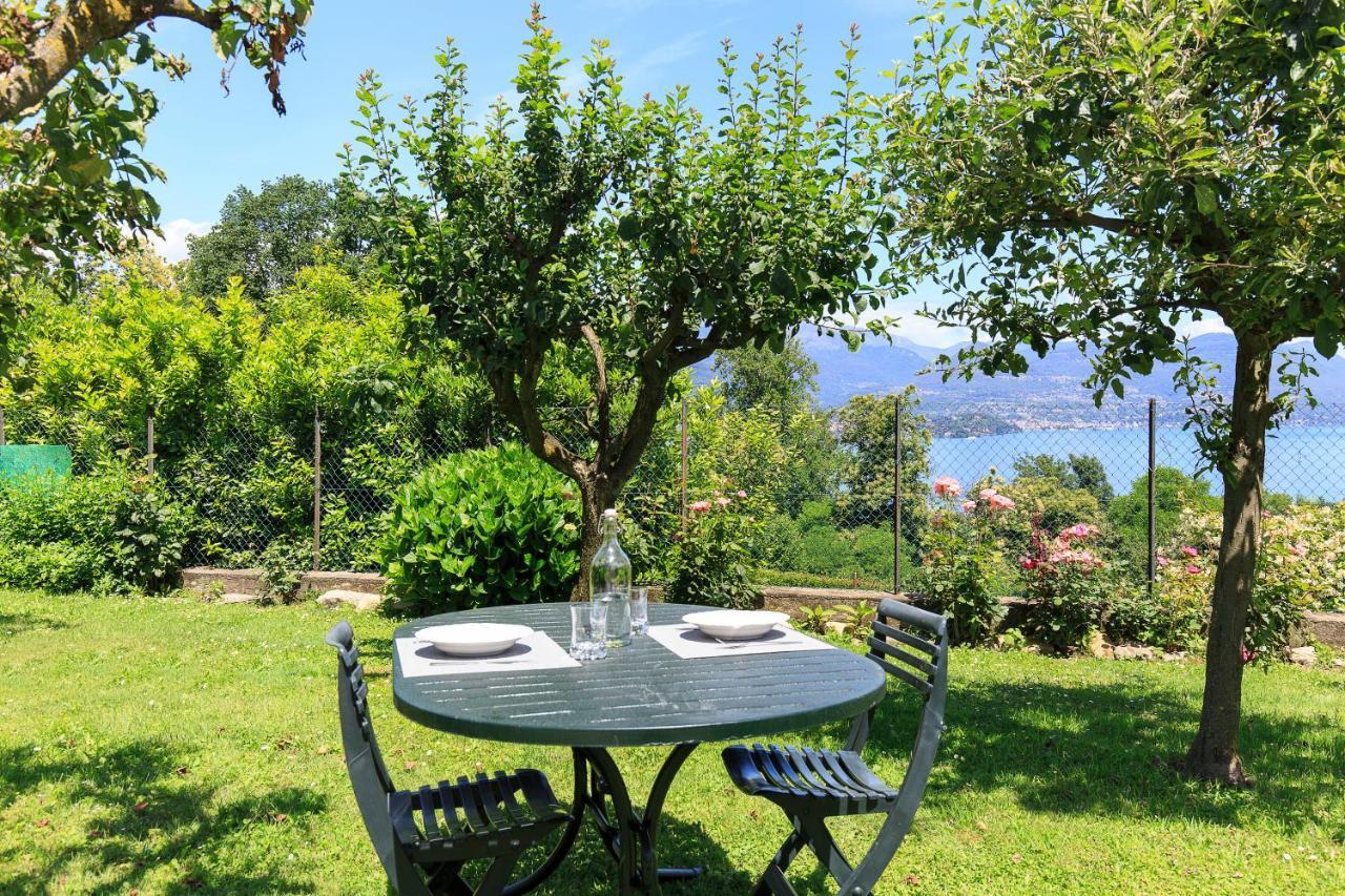Casa Lilla - Lakeview Large Apartments With Garden Above Stresa Dış mekan fotoğraf